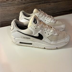 Nike Air Max White and Black Sneakers